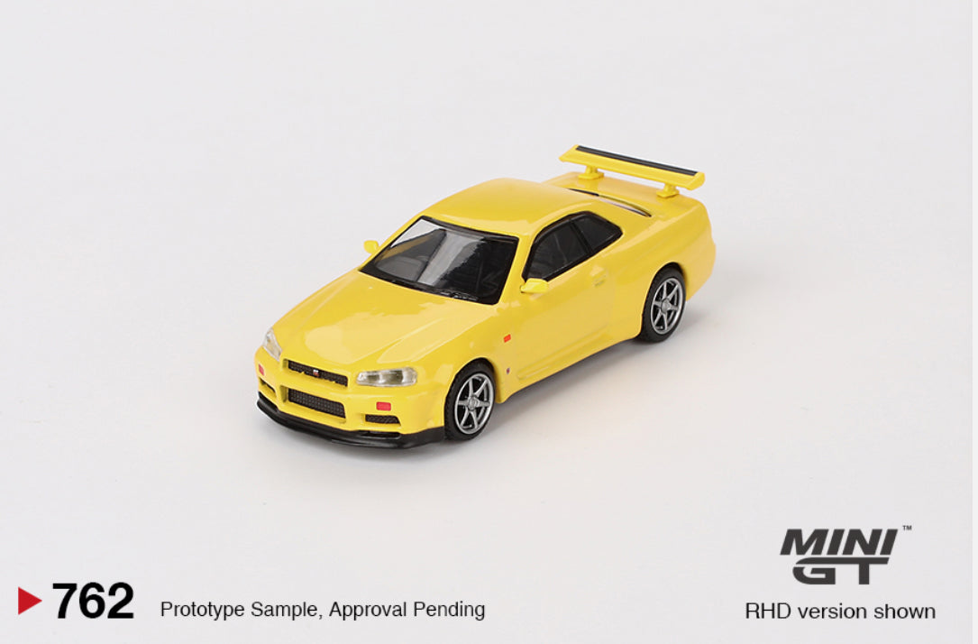 #762 - Mini GT 1:64 Nissan Skyline GT-R (R34) V-Spec – Lightning Yellow
