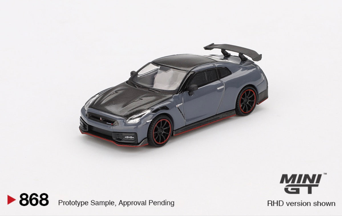 #868 - Mini GT 1:64 Nissan GT-R Nismo 2024 NISMO – Stealth Gray