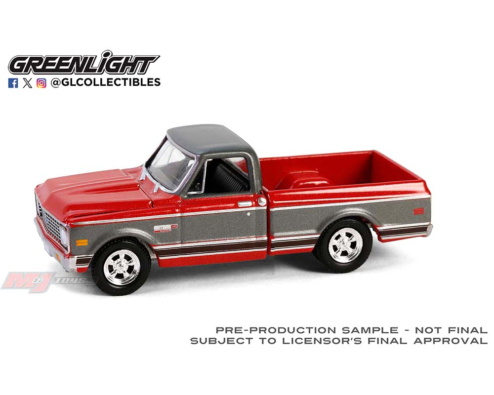 (Preorder) Greenlight 1:64 1972 Chevrolet Cheyenne C10 Short Bed – Red with Grey