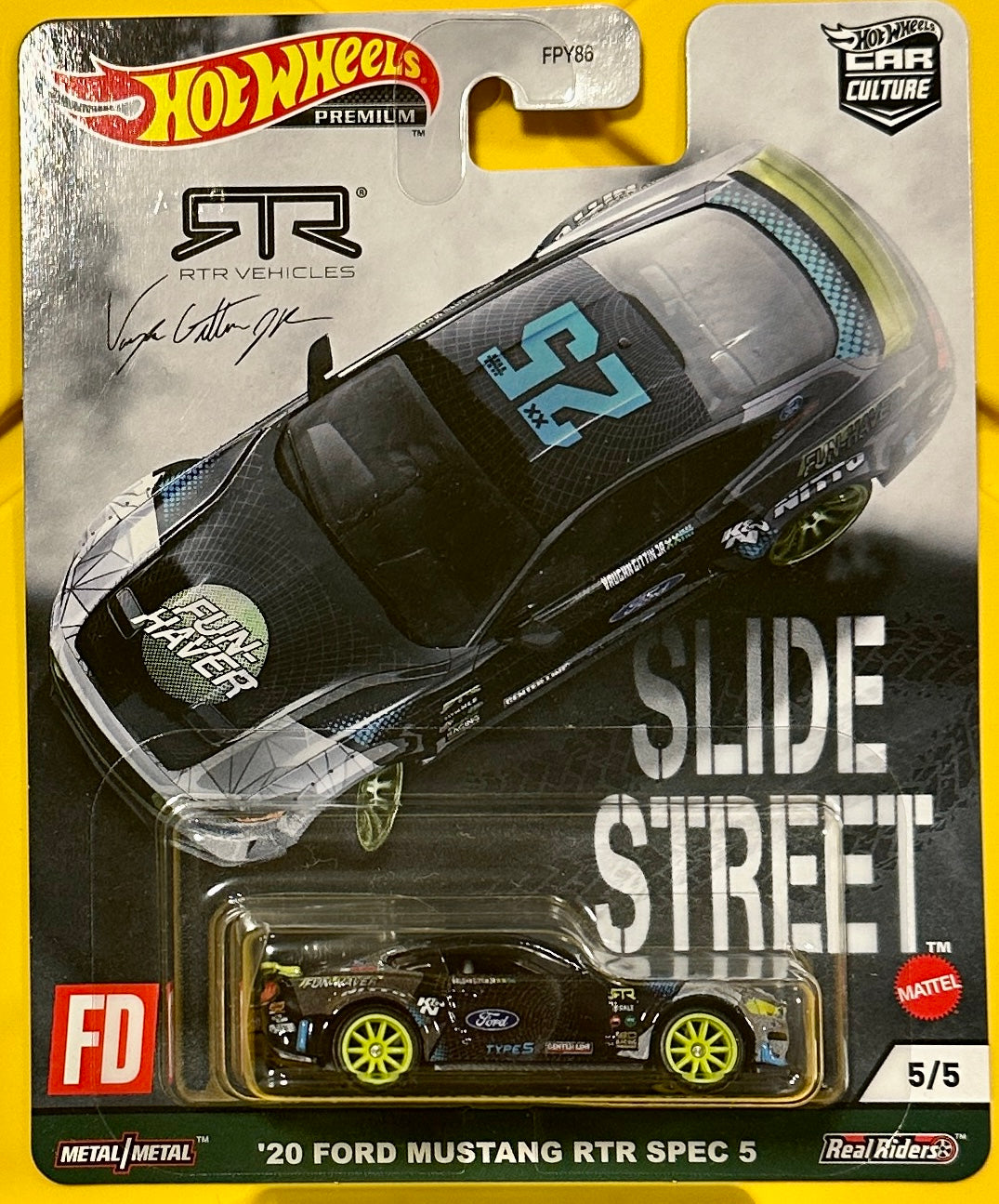 Hot Wheels Street Slide ‘20 Ford Mustang