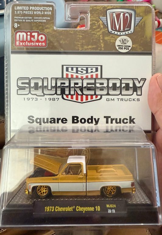 Chase - M2 Machines 1973 Chevy Cheyenne 10 MJS24