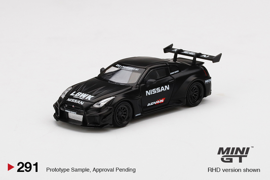 LB-Silhouette Works GT-R R35